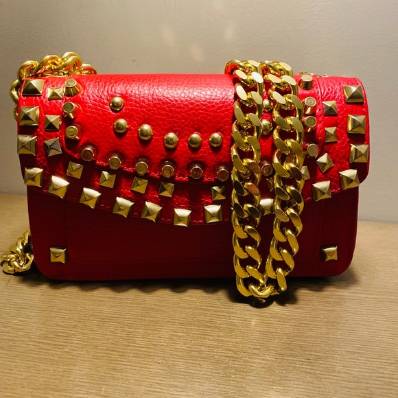 GOLD LOVE - Picture 6 of 15